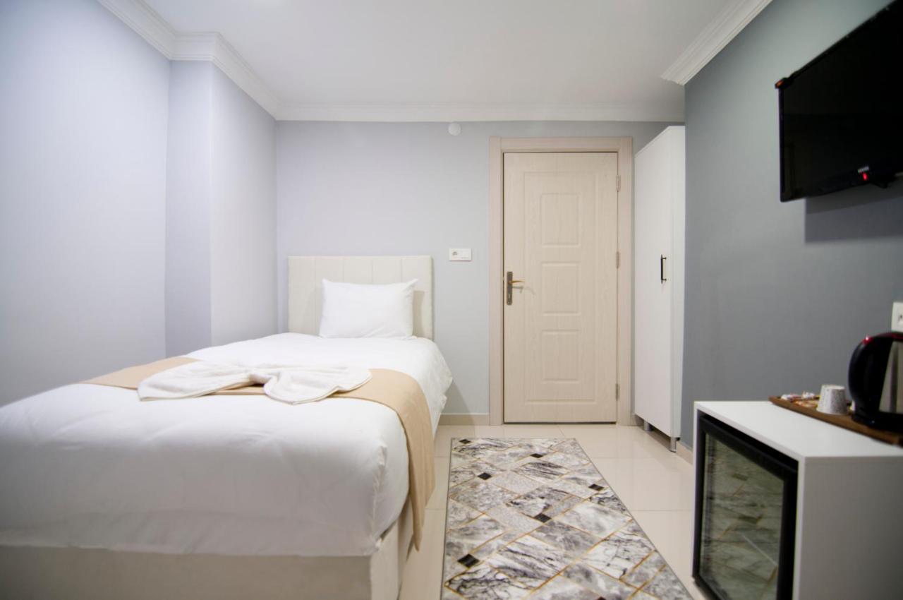 Istanbul Palace Hotel Luaran gambar