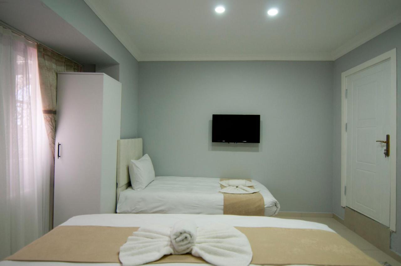 Istanbul Palace Hotel Luaran gambar