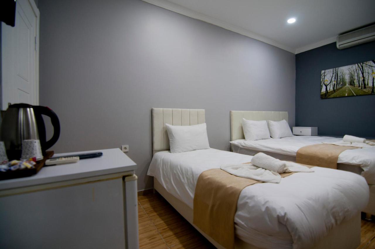 Istanbul Palace Hotel Luaran gambar