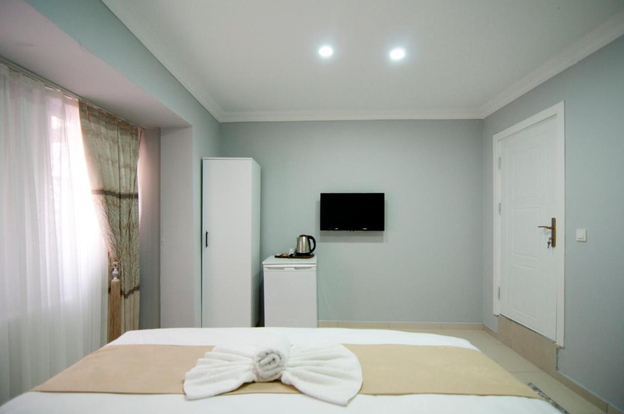 Istanbul Palace Hotel Luaran gambar