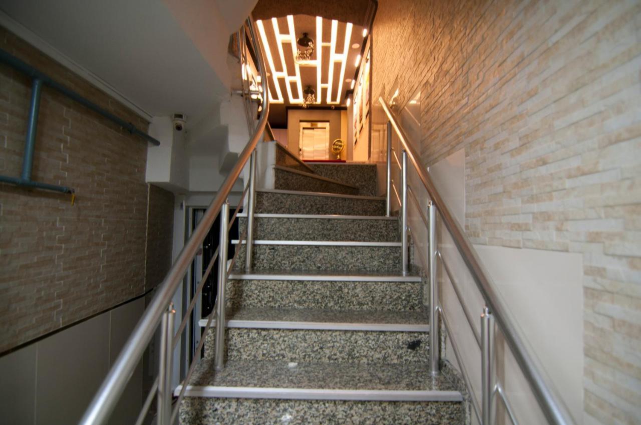 Istanbul Palace Hotel Luaran gambar