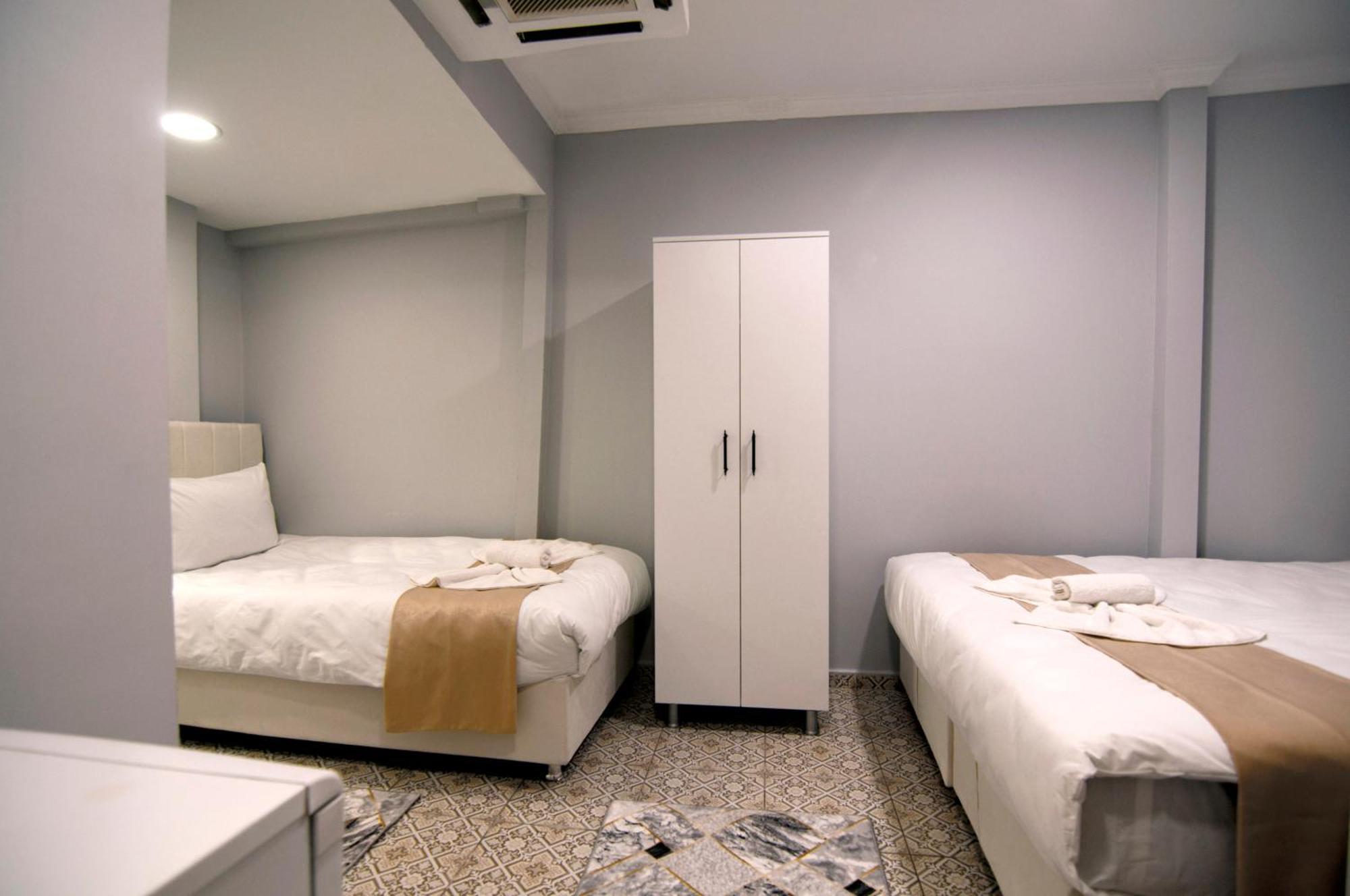 Istanbul Palace Hotel Luaran gambar